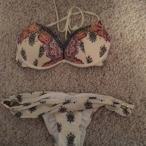 Victoria secret bikini! Super cute